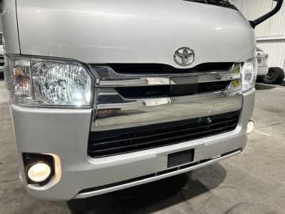 2020 Toyota Hiace 4X4 SUPER GL!!! 5 SEATER / with REAR AIRCON!!