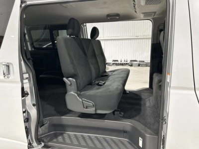 2020 Toyota Hiace 4X4 SUPER GL!!! 5 SEATER / with REAR AIRCON!!