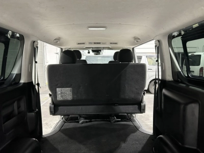 2020 Toyota Hiace 4X4 SUPER GL!!! 5 SEATER / with REAR AIRCON!!