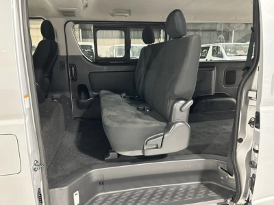 2020 Toyota Hiace 4X4 SUPER GL!!! 5 SEATER / with REAR AIRCON!!