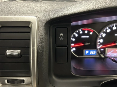 2020 Toyota Hiace 4X4 SUPER GL!!! 5 SEATER / with REAR AIRCON!!