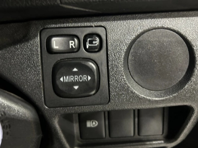 2020 Toyota Hiace 4X4 SUPER GL!!! 5 SEATER / with REAR AIRCON!!