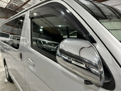 2020 Toyota Hiace 4X4 SUPER GL!!! 5 SEATER / with REAR AIRCON!!