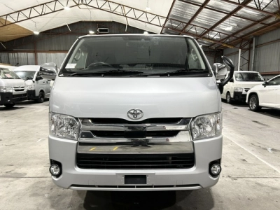 2020 Toyota Hiace 4X4 SUPER GL!!! 5 SEATER / with REAR AIRCON!!