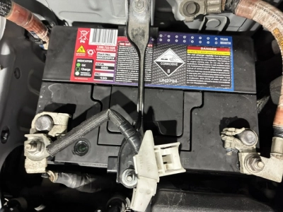 2018 Toyota Hiace 4X4 / Dual Airbags / REAR AIRCON 