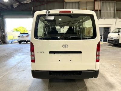 2019 Toyota Hiace =4X4= 6 or 9 Seaters *DUAL Airbags*