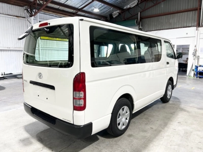 2019 Toyota Hiace =4X4= 6 or 9 Seaters *DUAL Airbags*