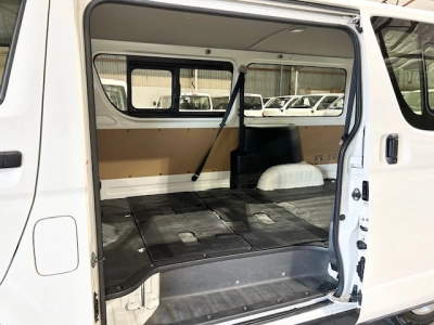 2019 Toyota Hiace =4X4= 6 or 9 Seaters *DUAL Airbags*