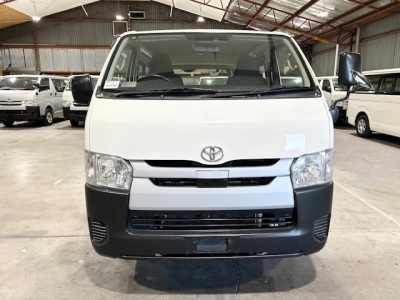 2019 Toyota Hiace =4X4= 6 or 9 Seaters *DUAL Airbags*