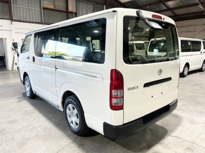 2019 Toyota Hiace =4X4= 6 or 9 Seaters *DUAL Airbags*