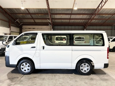 2020 Toyota Hiace --- 4WD 4WD 4WD --- $4000 REDUCED