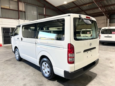 2020 Toyota Hiace --- 4WD 4WD 4WD --- $4000 REDUCED