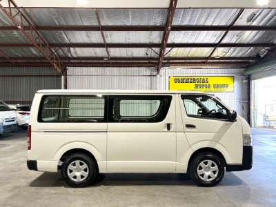 2020 Toyota Hiace --- 4WD 4WD 4WD --- $4000 REDUCED