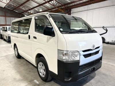 2020 Toyota Hiace *FACELIFT MODEL* ===FULL TIME 4WD===