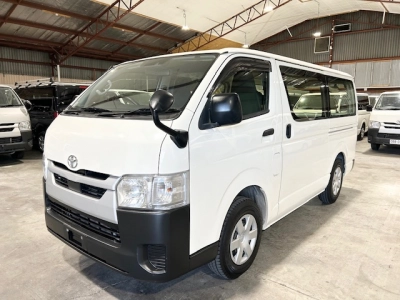 2020 Toyota Hiace *FACELIFT MODEL* ===FULL TIME 4WD===