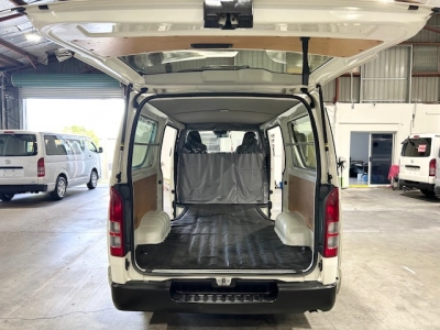 2020 Toyota Hiace FACELIFT MODEL ===FULL TIME 4WD===