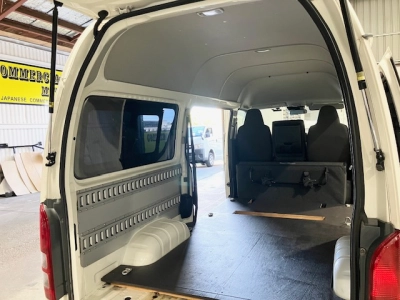 2019 Toyota Hiace =Rare Diesel 4x4 HighRoof= 6 Seaters