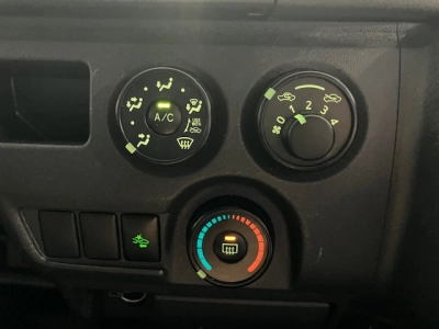 2019 Toyota Hiace =Rare Diesel 4x4 HighRoof= 6 Seaters