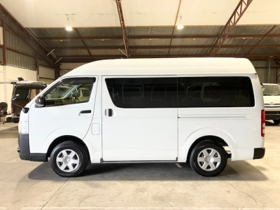 2019 Toyota Hiace =Rare Diesel 4x4 HighRoof= 6 Seaters