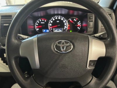 2020 Toyota Hiace === 4X4 4X4 4X4 === TIMBER FLOOR 