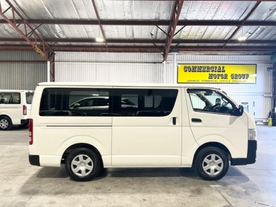 2020 Toyota Hiace === 4X4 4X4 4X4 === TIMBER FLOOR 