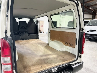 2018 Toyota Hiace ** 4WD 4WD 4WD ** +++ $4000 REDUCED +++