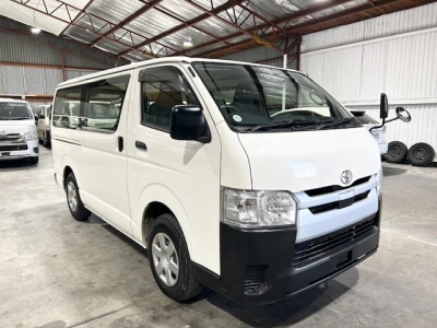 2018 Toyota Hiace ** 4WD 4WD ** ++ $4000 REDUCED ++ TIMBER FLOOR
