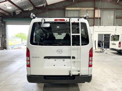 2021 Toyota Hiace Facelift Model = 4WD = 6 Seaters_ $500 DISCOUNTED FOR FUEL (1 WEEK ONLY)