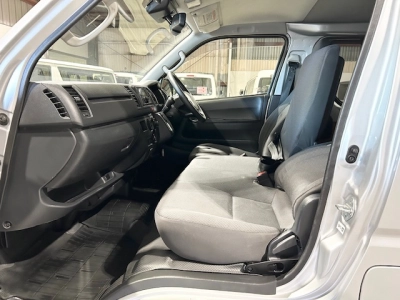 2019 Toyota Hiace *** 4WD 4WD 4WD *** $4000 REDUCED ++ MID YEAR SALE ++