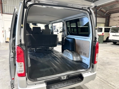 2019 Toyota Hiace *** 4WD 4WD 4WD *** $4000 REDUCED ++ MID YEAR SALE ++