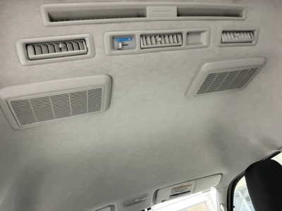 2020 Toyota Hiace 4X4 HIGH-ROOF / Rear Aircon!!