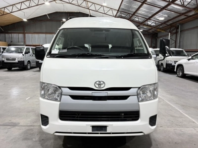 2020 Toyota Hiace 4X4 HIGH-ROOF / Rear Aircon!!