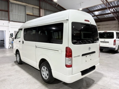 2020 Toyota Hiace 4X4 HIGH-ROOF / Rear Aircon!!