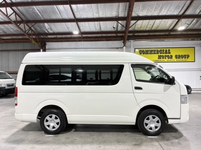2020 Toyota Hiace 4X4 HIGH-ROOF / Rear Aircon!!