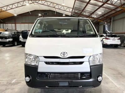 2018 Toyota Hiace Super Low 21km == Xmas BIG SALE ==