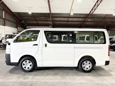 2018 Toyota Hiace Super Low 21km == Xmas BIG SALE ==