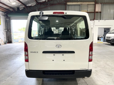 2018 Toyota Hiace Super Low 21km == Xmas BIG SALE ==