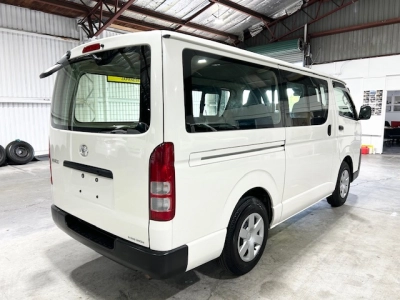 2018 Toyota Hiace Super Low 21km == Xmas BIG SALE ==