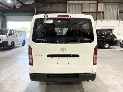 2020 Toyota Hiace = Super Low 26km = REMOVABLE High Floor