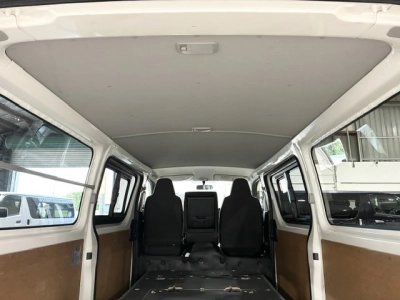 2020 Toyota Hiace = Super Low 26km = High Floor