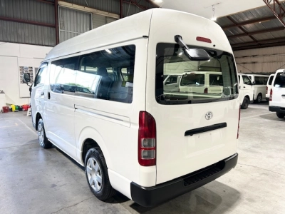 2019 Toyota Hiace Super Low 27km_ 6 Seaters_ EASTER SALE ON NOW !