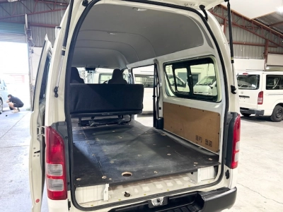 2019 Toyota Hiace Super Low 27km_ 6 Seaters_ EASTER SALE ON NOW !