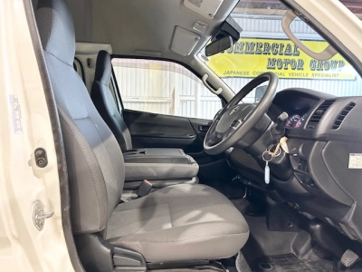 2019 Toyota Hiace Super Low 27km_ 6 Seaters_ EASTER SALE ON NOW !