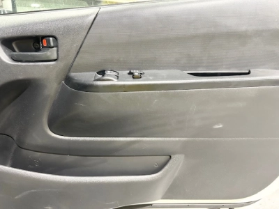 2019 Toyota Hiace Super Low 27km_ 6 Seaters_ EASTER SALE ON NOW !