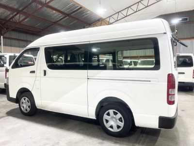 2019 Toyota Hiace Super Low 27km =6 Seaters=