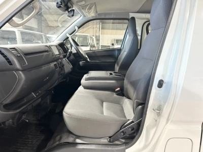 2020 Toyota Hiace =4X4= SUPER LOW 29kms!!! *EOFY BIGGEST SALE NOW -- OFFER END 26/06*