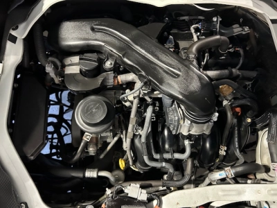 2019 Toyota Hiace ==SUPER LOW 32kms==