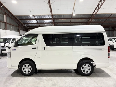 2021 Toyota Hiace =4X4= ** 360 Surround Camera ** SUPER LOW 36kms! GL PACKAGE