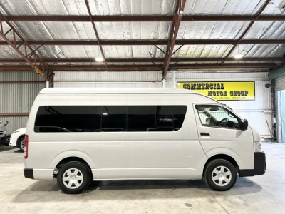 2021 Toyota Hiace =4x4= Rare Super LWB in DIESEL_ Super Low 41kms