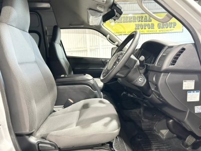 2021 Toyota Hiace =4x4= Rare Super LWB in DIESEL_ Super Low 41kms